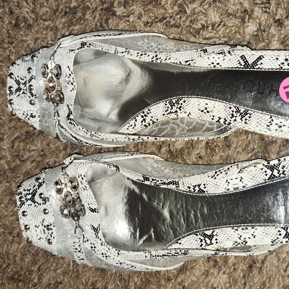Ashro Women's Snakeskin Slip-On 12 - Picture 6 of 9